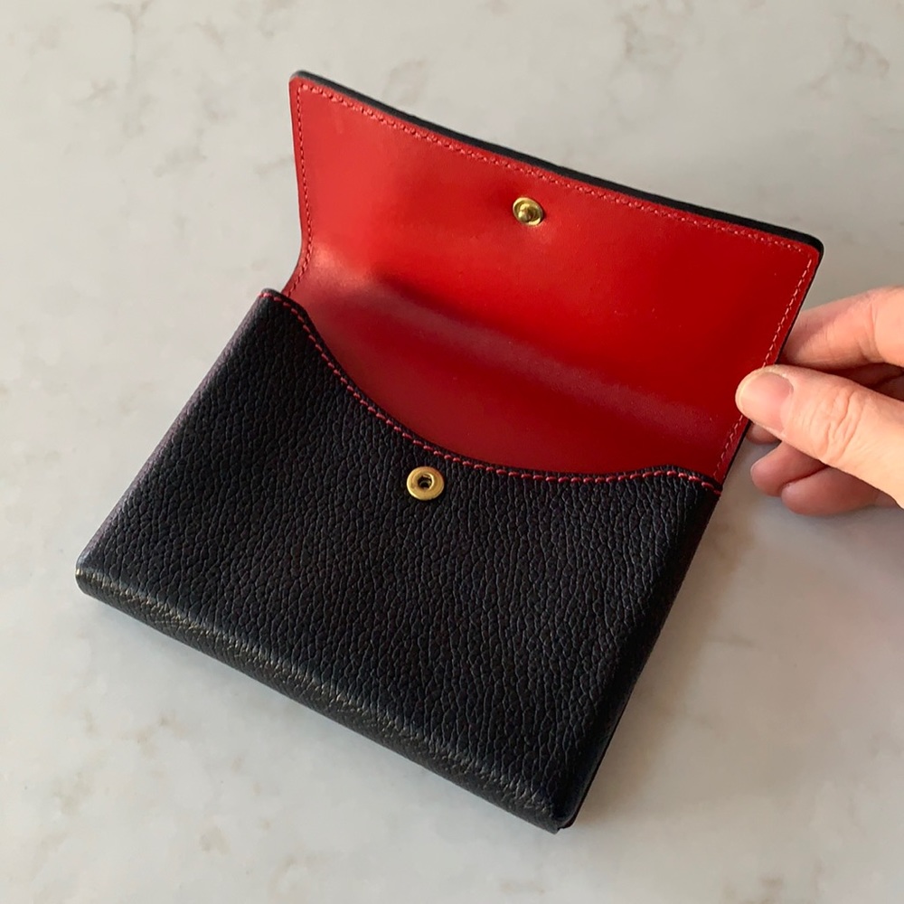 🚨NWOT Coach Leather Case Black